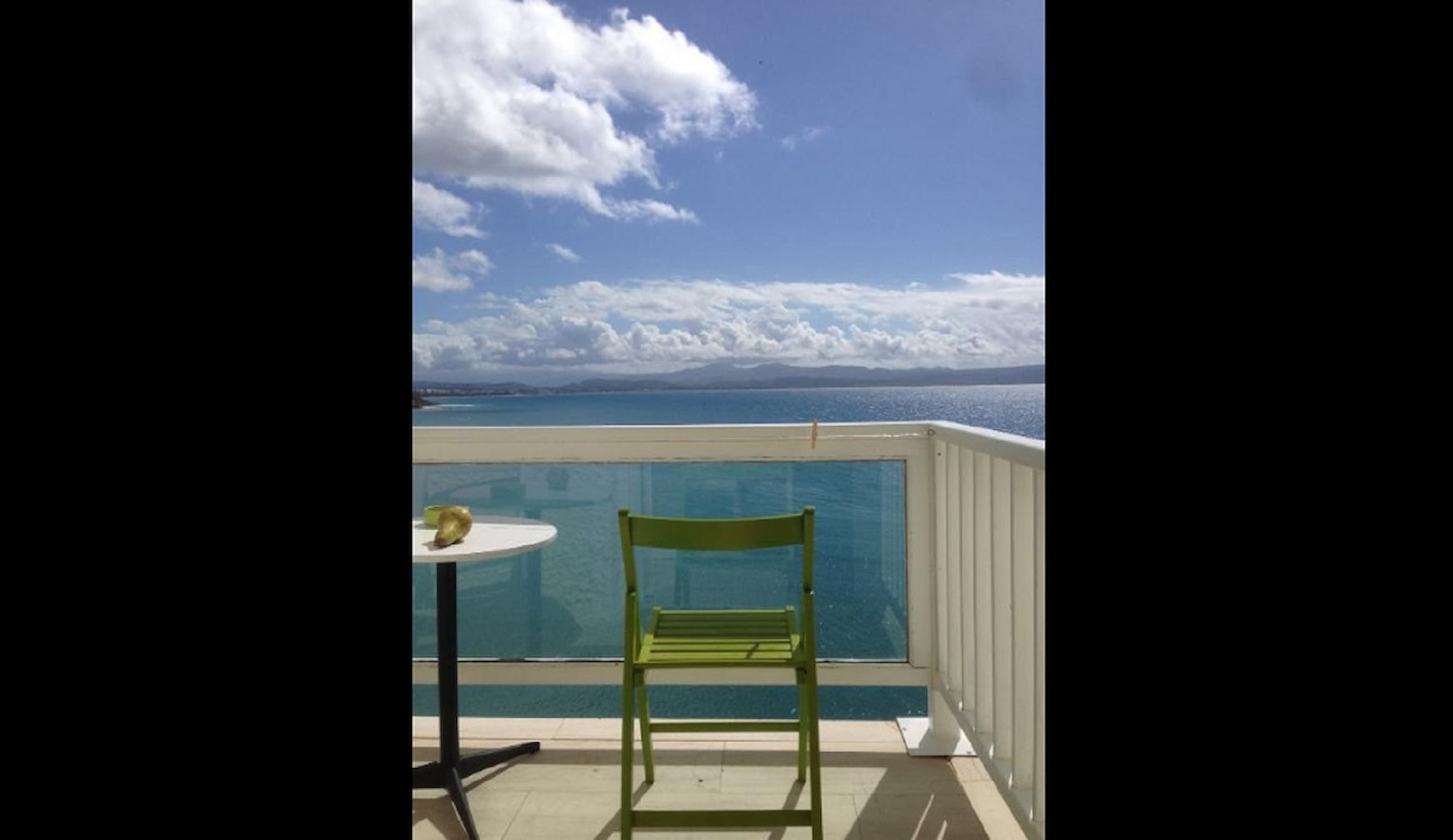 Superior Single Sea View 12